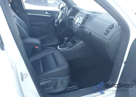 2016 Volkswagen Tiguan R-Line z USA, uszkodzony, nr VIN WVGAV7AX3GW082710